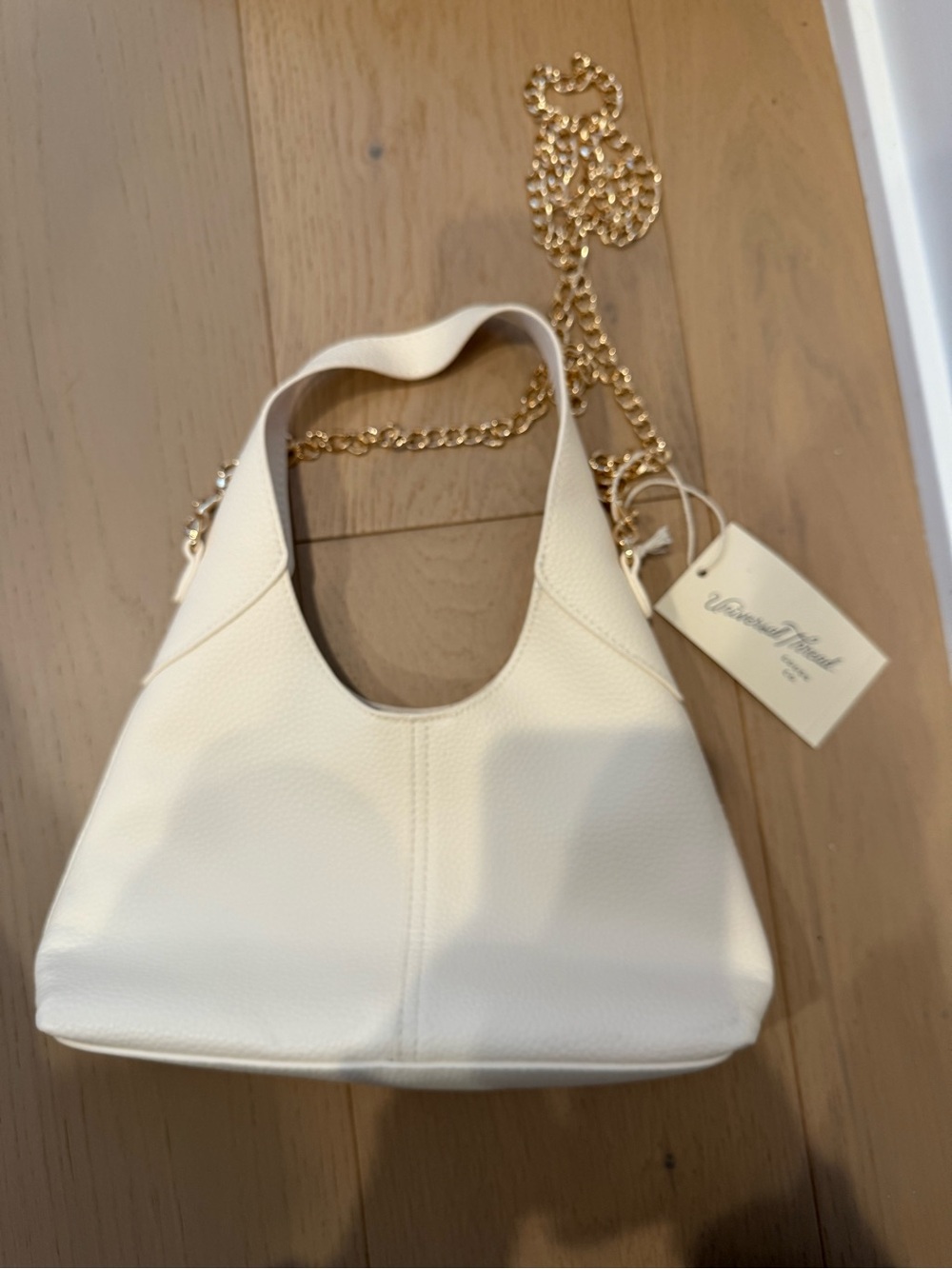 Universal Thread Ivory Shoulder Bag with Gold Chain Strap